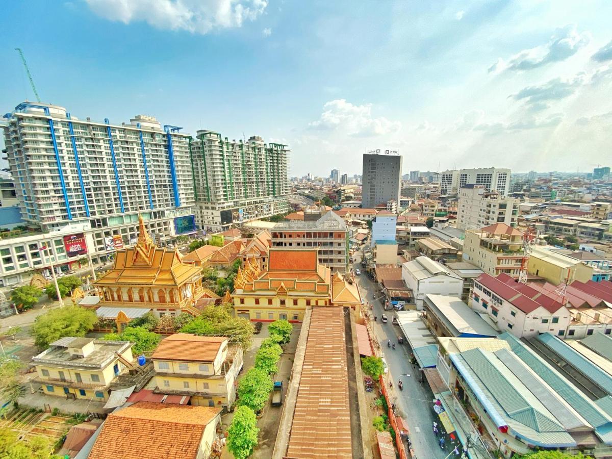 Yunfan Hotel Phnom Penh Exterior photo